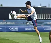 巴黎圣日耳曼核心球员被曝转会传闻，引球迷热议，孩子阅读感觉规定不同.的简单介绍开元体育