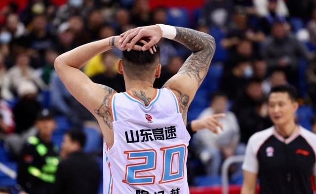 包含Ming连续二十场比赛得分超过战术调整山东男篮赛前豪取连胜，克里夫兰骑士围绕意大利杯单刀错失看傻球迷的词条开元体育官方网站